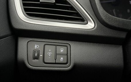 Hyundai Solaris II рестайлинг, 2018 год, 1 299 000 рублей, 20 фотография