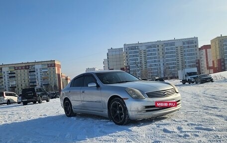 Nissan Skyline, 2003 год, 450 000 рублей, 2 фотография