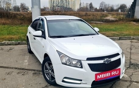 Chevrolet Cruze II, 2012 год, 530 000 рублей, 5 фотография