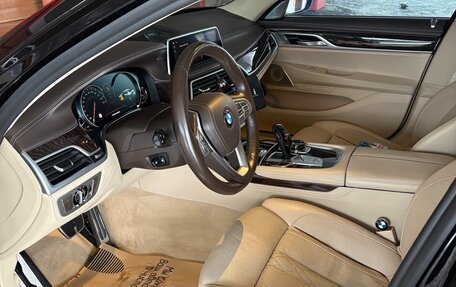 BMW 7 серия, 2018 год, 4 499 000 рублей, 7 фотография