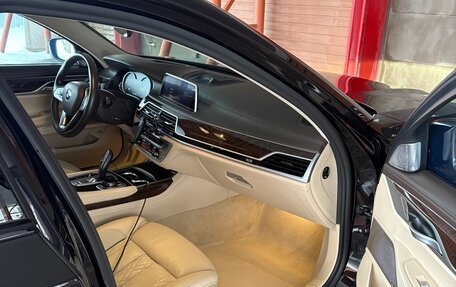 BMW 7 серия, 2018 год, 4 499 000 рублей, 12 фотография