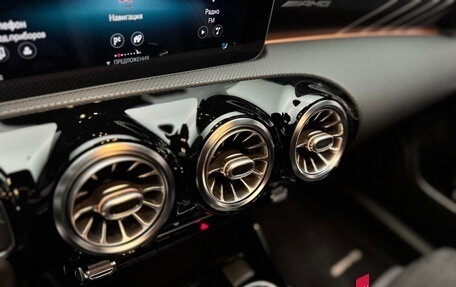 Mercedes-Benz CLA AMG, 2020 год, 4 900 000 рублей, 19 фотография