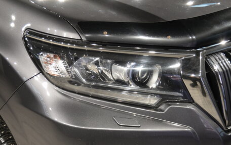 Toyota Land Cruiser Prado 150 рестайлинг 2, 2017 год, 4 190 000 рублей, 7 фотография