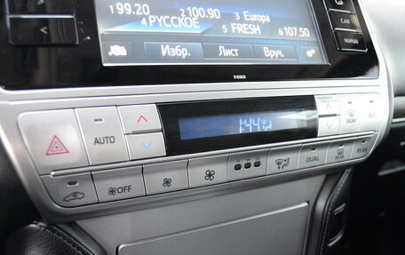 Toyota Land Cruiser Prado 150 рестайлинг 2, 2017 год, 4 190 000 рублей, 19 фотография
