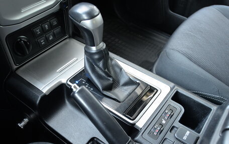 Toyota Land Cruiser Prado 150 рестайлинг 2, 2017 год, 4 190 000 рублей, 21 фотография