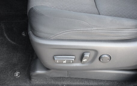 Toyota Land Cruiser Prado 150 рестайлинг 2, 2017 год, 4 190 000 рублей, 26 фотография