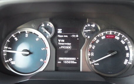 Toyota Land Cruiser Prado 150 рестайлинг 2, 2017 год, 4 190 000 рублей, 15 фотография