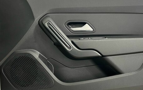 Renault Duster, 2022 год, 1 939 000 рублей, 19 фотография