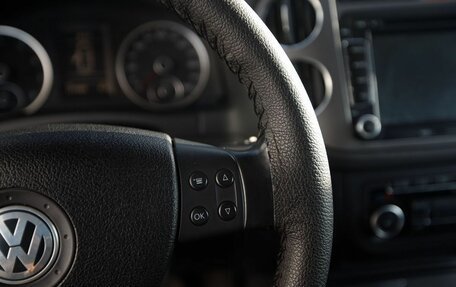 Volkswagen Tiguan I, 2009 год, 920 000 рублей, 18 фотография