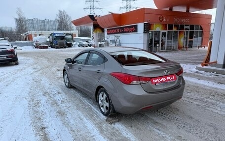 Hyundai Elantra V, 2011 год, 785 000 рублей, 3 фотография