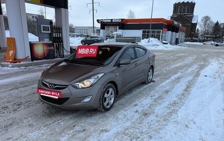 Hyundai Elantra V, 2011 год, 785 000 рублей, 2 фотография