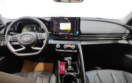 Hyundai Elantra, 2026 год, 2 421 000 рублей, 6 фотография