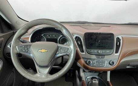 Chevrolet Malibu IX, 2017 год, 1 300 000 рублей, 12 фотография