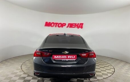 Chevrolet Malibu IX, 2017 год, 1 300 000 рублей, 5 фотография