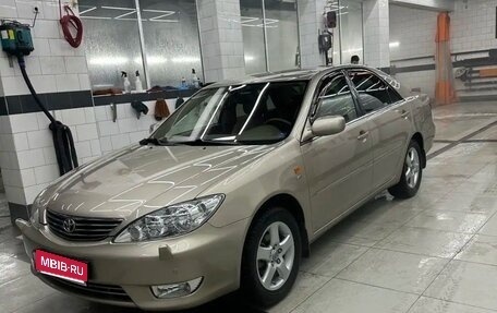 Toyota Camry V40, 2005 год, 1 600 000 рублей, 1 фотография