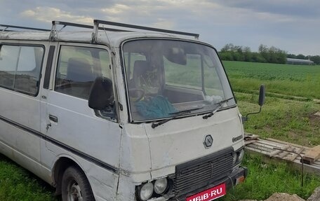 Nissan Caravan II, 1984 год, 85 000 рублей, 1 фотография