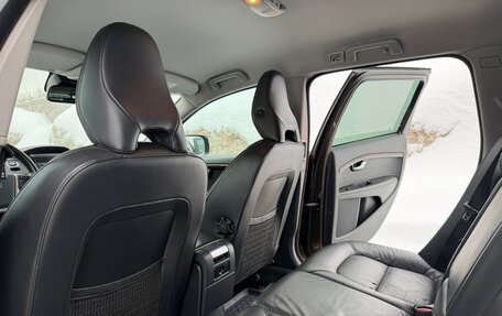 Volvo XC70 II рестайлинг, 2012 год, 1 990 000 рублей, 12 фотография