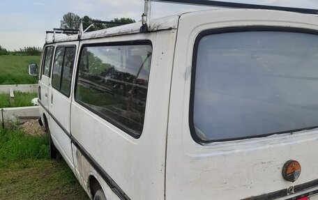 Nissan Caravan II, 1984 год, 85 000 рублей, 6 фотография