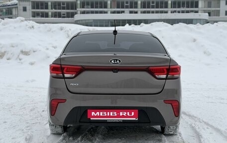 KIA Rio IV, 2018 год, 1 250 000 рублей, 8 фотография