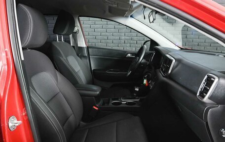 KIA Sportage IV рестайлинг, 2019 год, 2 000 000 рублей, 13 фотография