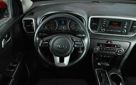 KIA Sportage IV рестайлинг, 2019 год, 2 000 000 рублей, 12 фотография