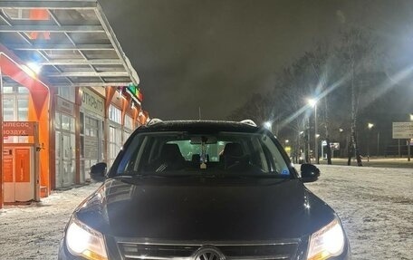 Volkswagen Tiguan I, 2010 год, 917 000 рублей, 1 фотография