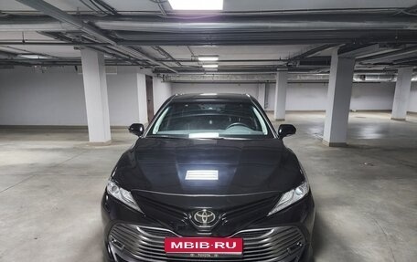 Toyota Camry, 2018 год, 2 800 000 рублей, 1 фотография