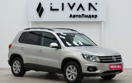 Volkswagen Tiguan I, 2012 год, 1 045 000 рублей, 1 фотография