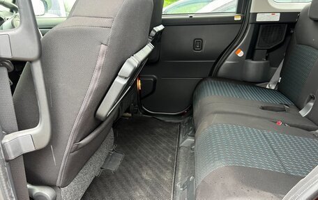 Toyota Roomy I, 2021 год, 1 550 000 рублей, 7 фотография