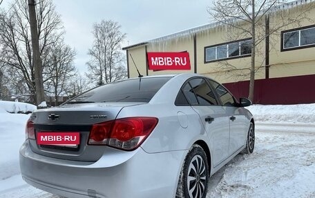 Chevrolet Cruze II, 2011 год, 530 000 рублей, 6 фотография