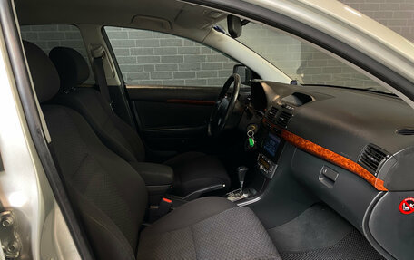 Toyota Avensis III рестайлинг, 2005 год, 850 000 рублей, 9 фотография