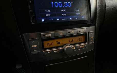 Toyota Avensis III рестайлинг, 2005 год, 850 000 рублей, 12 фотография