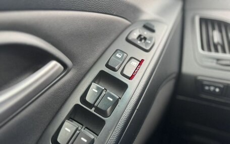 Hyundai ix35 I рестайлинг, 2012 год, 1 050 000 рублей, 19 фотография