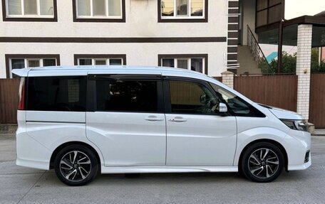 Honda Stepwgn IV, 2019 год, 1 874 000 рублей, 7 фотография