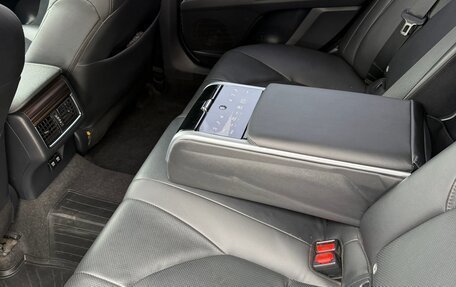 Toyota Camry, 2019 год, 3 250 000 рублей, 10 фотография