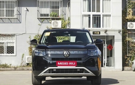 Volkswagen Teramont, 2025 год, 6 113 910 рублей, 2 фотография