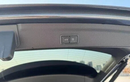 Audi Q3, 2022 год, 3 000 000 рублей, 16 фотография