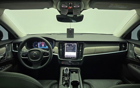 Volvo S90 II рестайлинг, 2025 год, 6 470 000 рублей, 6 фотография