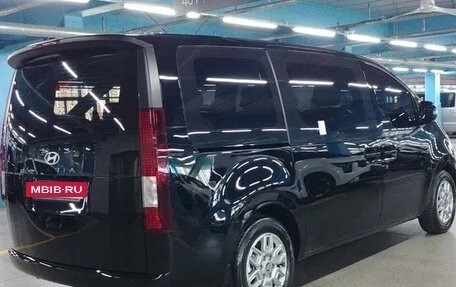 Hyundai Staria, 2025 год, 6 105 000 рублей, 5 фотография