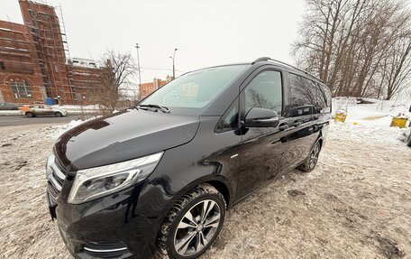 Mercedes-Benz V-Класс, 2017 год, 5 000 000 рублей, 7 фотография