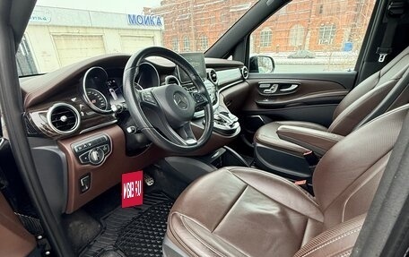 Mercedes-Benz V-Класс, 2017 год, 5 000 000 рублей, 17 фотография