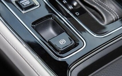 Geely Emgrand, 2026 год, 1 832 000 рублей, 15 фотография