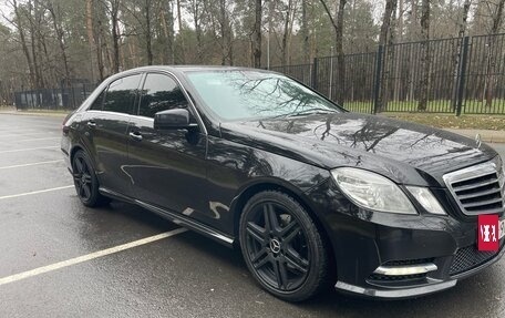 Mercedes-Benz E-Класс, 2012 год, 1 900 000 рублей, 23 фотография