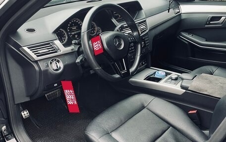 Mercedes-Benz E-Класс, 2012 год, 1 900 000 рублей, 21 фотография