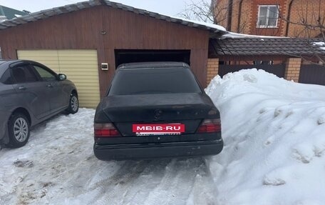 Mercedes-Benz W124, 1993 год, 200 000 рублей, 2 фотография