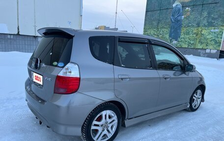 Honda Fit III, 2002 год, 370 000 рублей, 4 фотография