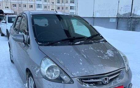Honda Fit III, 2002 год, 370 000 рублей, 3 фотография