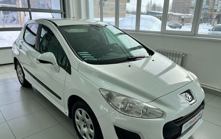 Peugeot 308 II, 2011 год, 385 000 рублей, 3 фотография