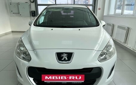 Peugeot 308 II, 2011 год, 385 000 рублей, 2 фотография