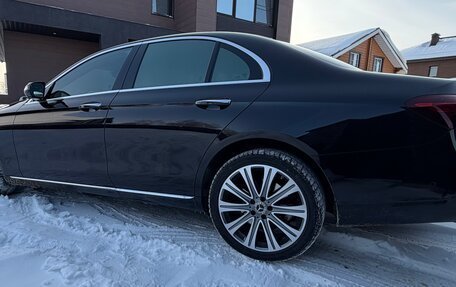Mercedes-Benz E-Класс, 2022 год, 5 150 000 рублей, 4 фотография